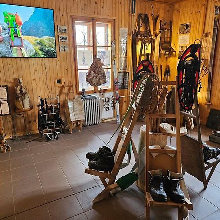 Svajciarsky Dom Guest House Vysoke Tatry Ngoại thất bức ảnh