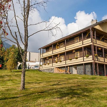 Svajciarsky Dom Guest House Vysoke Tatry Ngoại thất bức ảnh