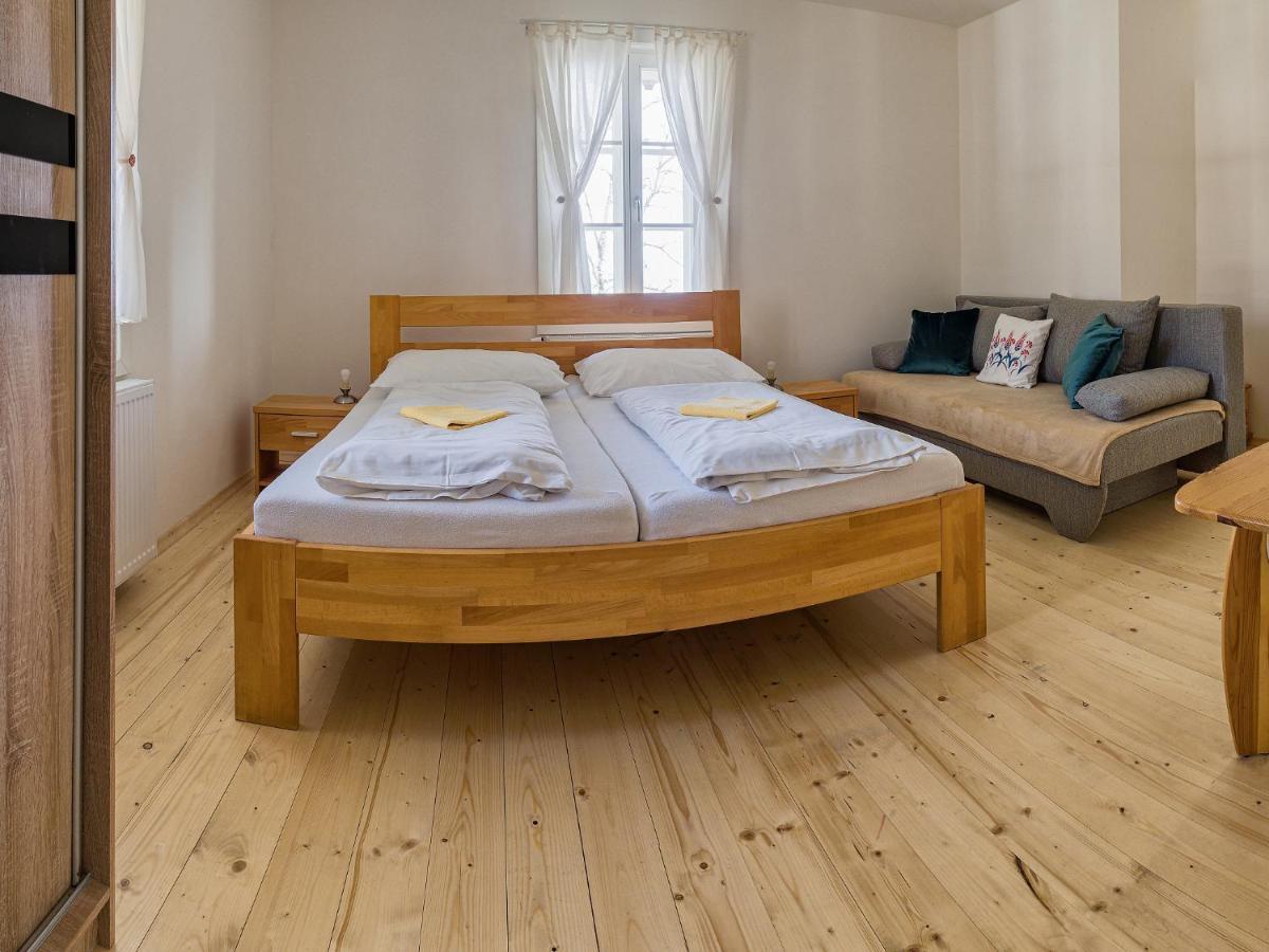 Svajciarsky Dom Guest House Vysoke Tatry Ngoại thất bức ảnh