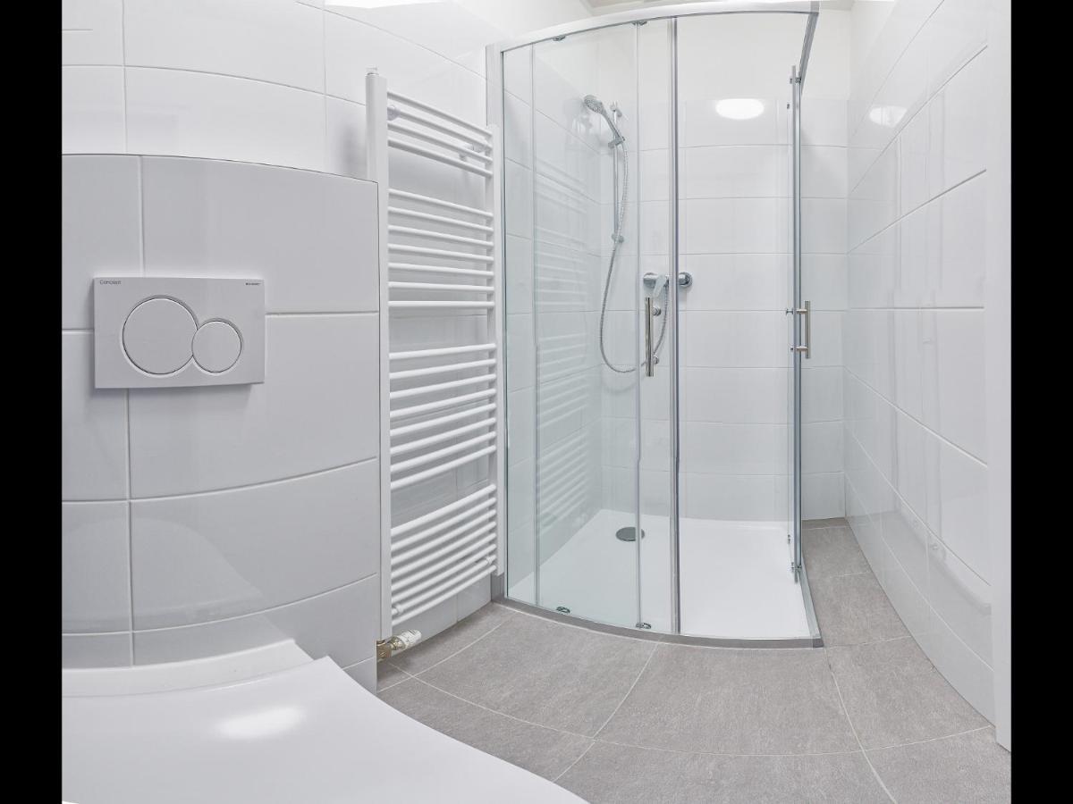 Svajciarsky Dom Guest House Vysoke Tatry Ngoại thất bức ảnh