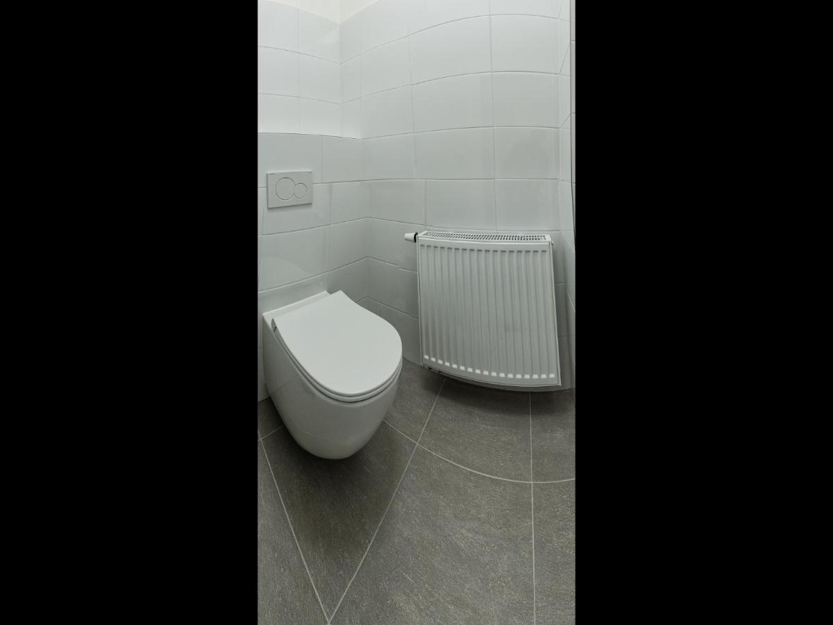Svajciarsky Dom Guest House Vysoke Tatry Ngoại thất bức ảnh