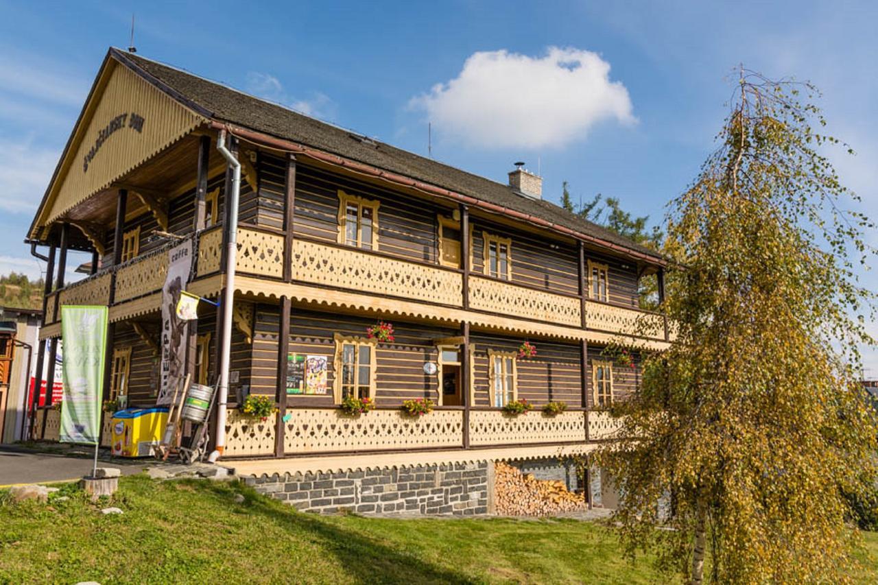 Svajciarsky Dom Guest House Vysoke Tatry Ngoại thất bức ảnh